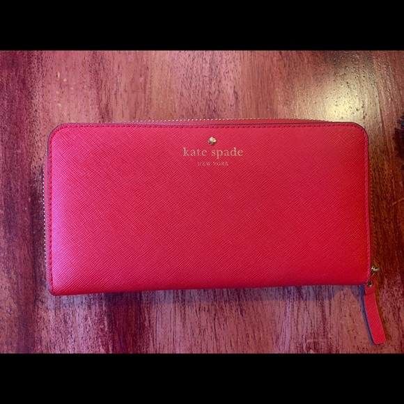 Kate Spade Cameron Wallet Large in Hot Chili - Picture 1 of 7